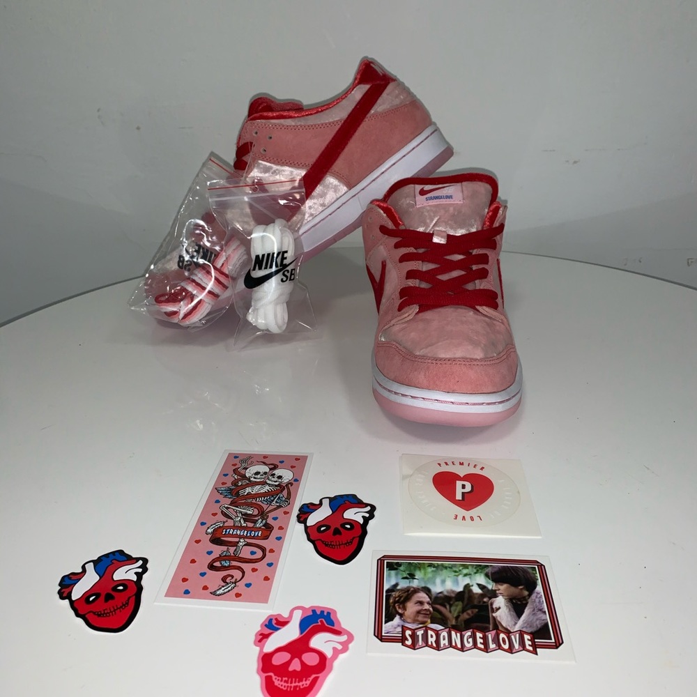 Nike Sb dunk low StrangeLove -Strange love